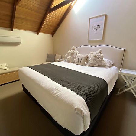 Millthorpe Motel Екстериор снимка