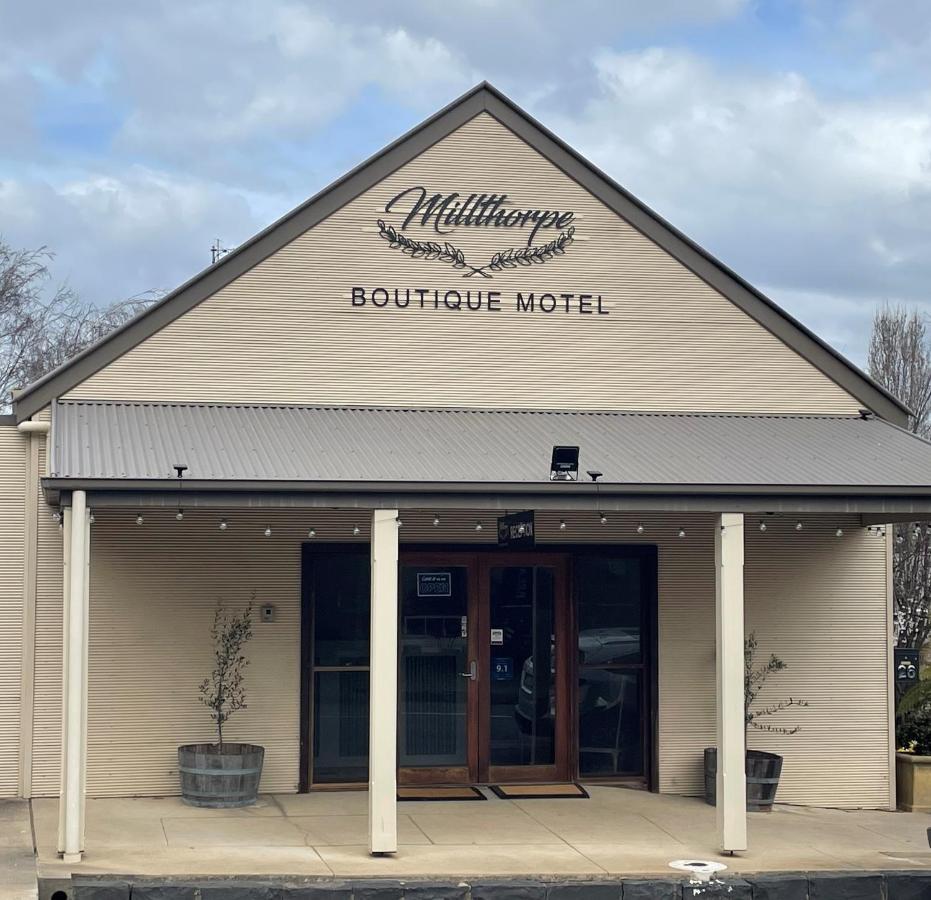 Millthorpe Motel Екстериор снимка
