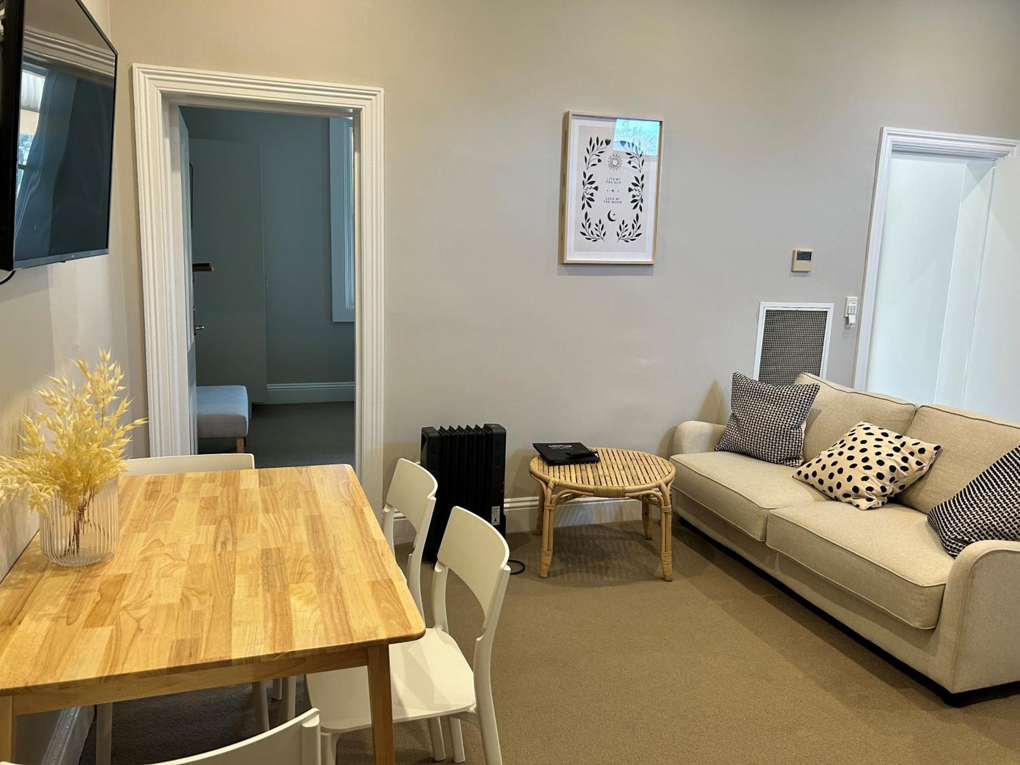 Millthorpe Motel Екстериор снимка